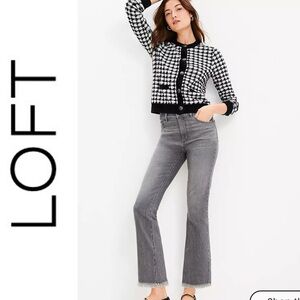 NWT Loft Frayed High Rise Straight Crop Jeans
